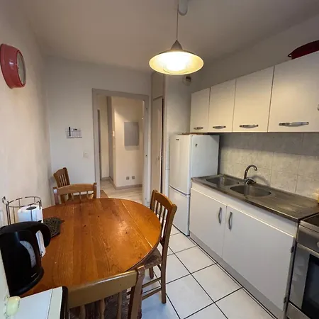 4 Personnes, 10min Du Centre Apartmán *